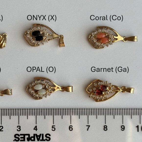 Vintage Coral Pendant Necklace, Dolphin Ore 18K Gold Electroplate - Picture 2 of 5